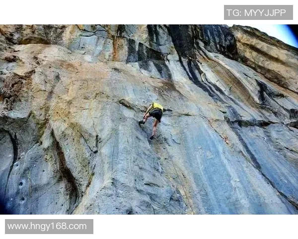 攀岩运动的灵活性探讨：北京攀岩队的训练与挑战分析